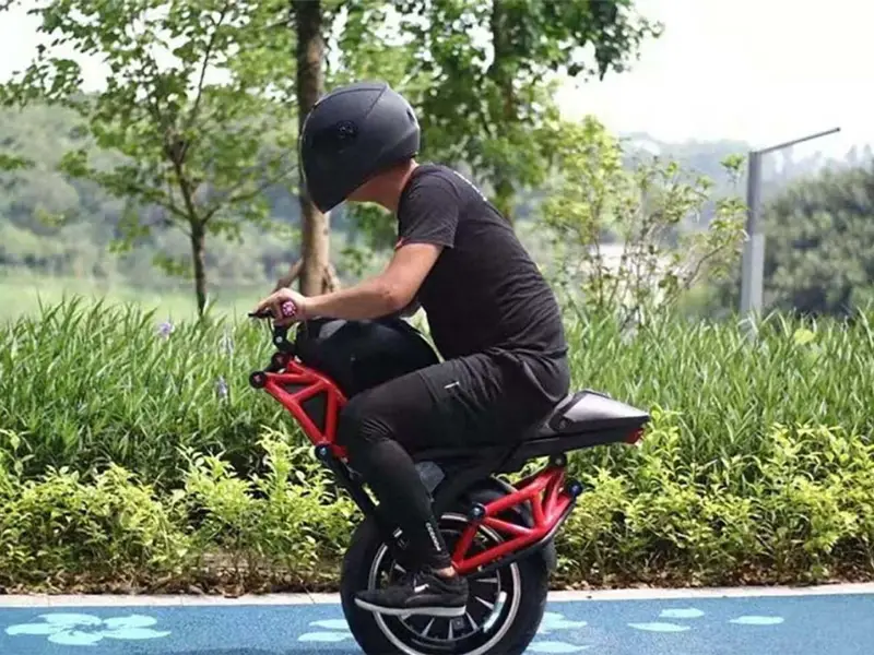 One-Wheeled Motorcycle: The Futuristic Ride That Defies Balance