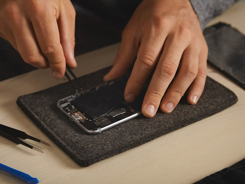 From Broken Screens to Greener: How Samsung’s Self-Repair Program tackles E-Waste
