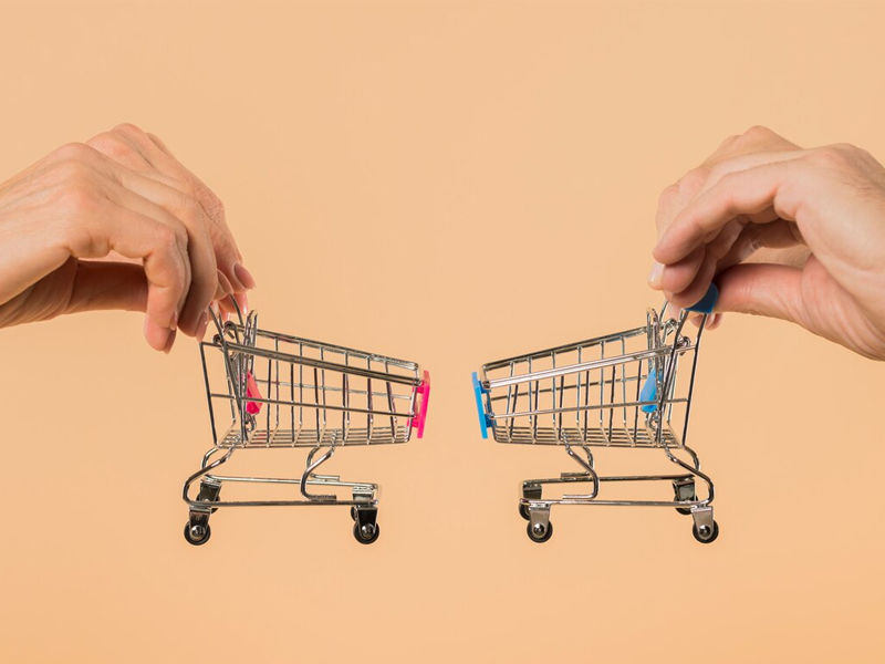 Amazon vs. Walmart 2024: Retail Titans Clash – Who’s Winning the Game?