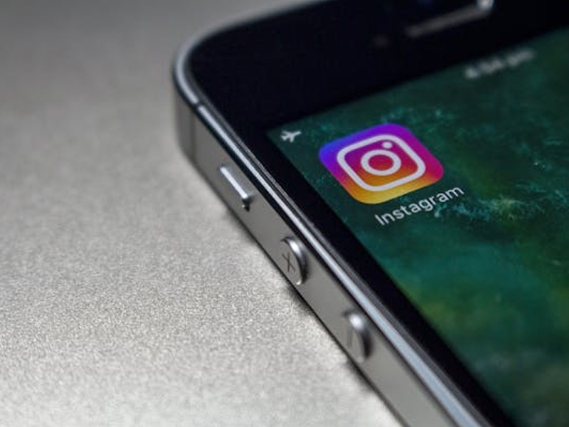 Protecting Teens on Instagram: Meta Tests Automatic Nudity Blurring in DMs