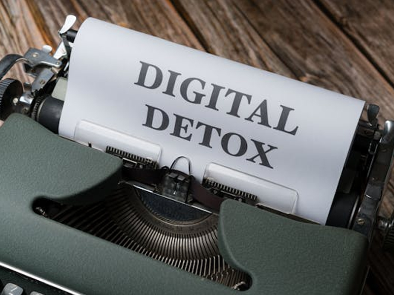 Power Down to Power Up: How a Digital Detox Benefits You and the Planet