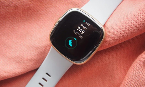 fitbit-smart-watch