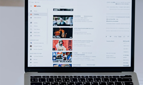 Youtube in laptop