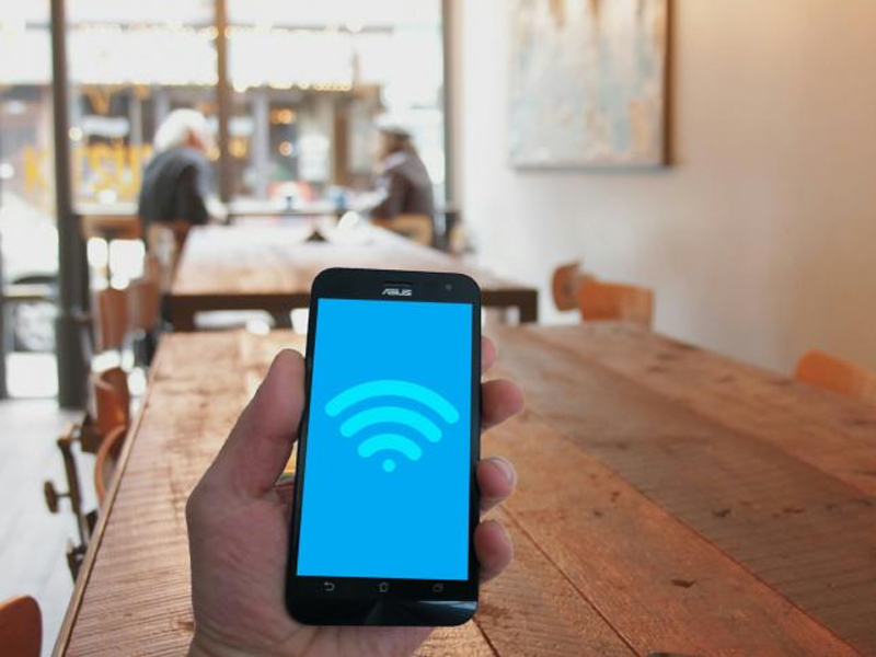Are Mobile Hotspots Safe? 8 Tips for Safe Internet Use