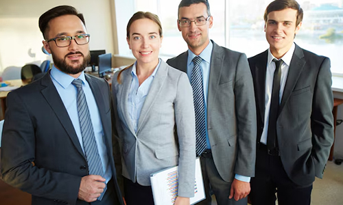 Managers-&-Leadership-Roles