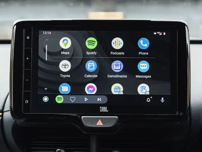 Android Auto Explained: Smarter, Safer Driving with Tech